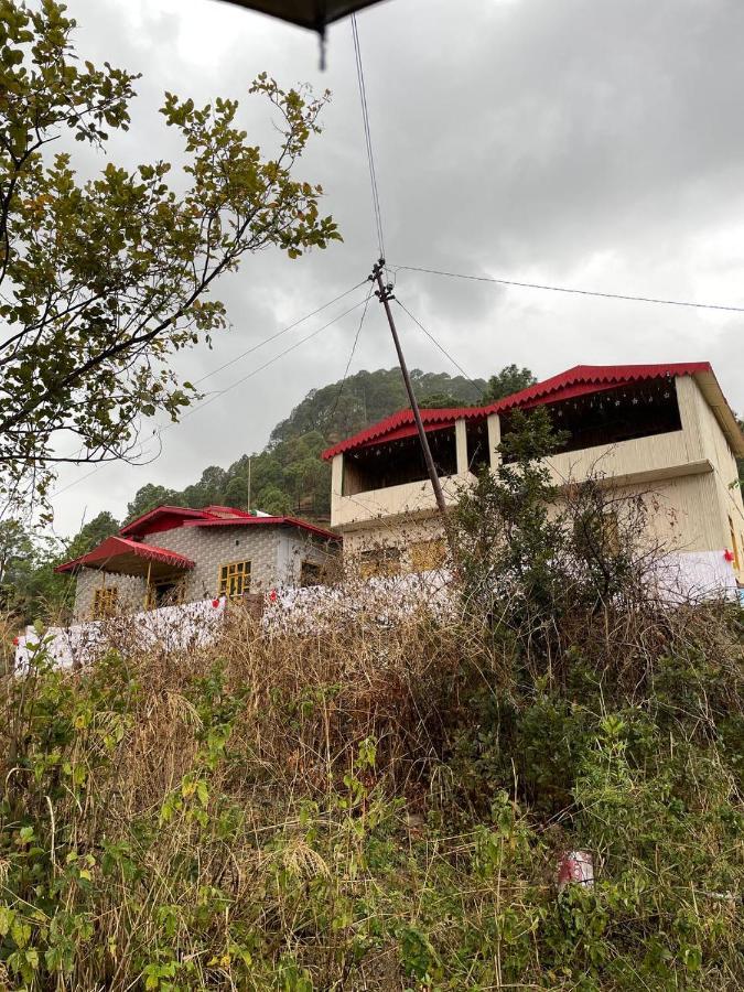 Pahaadi Dhun Homestay Chamba  Buitenkant foto