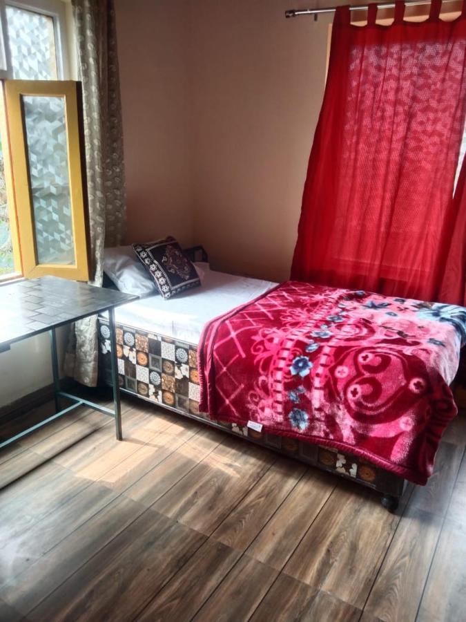 Pahaadi Dhun Homestay Chamba  Buitenkant foto